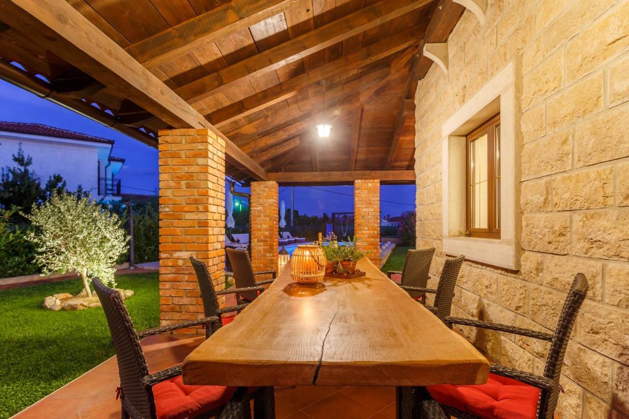 Kras Villa Kamenica מראה חיצוני תמונה